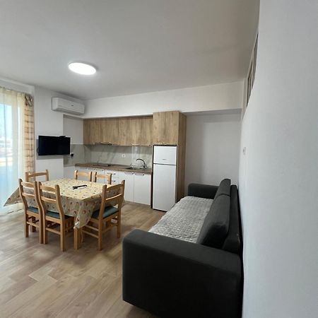 Best Summer Apartment Голем Екстериор снимка