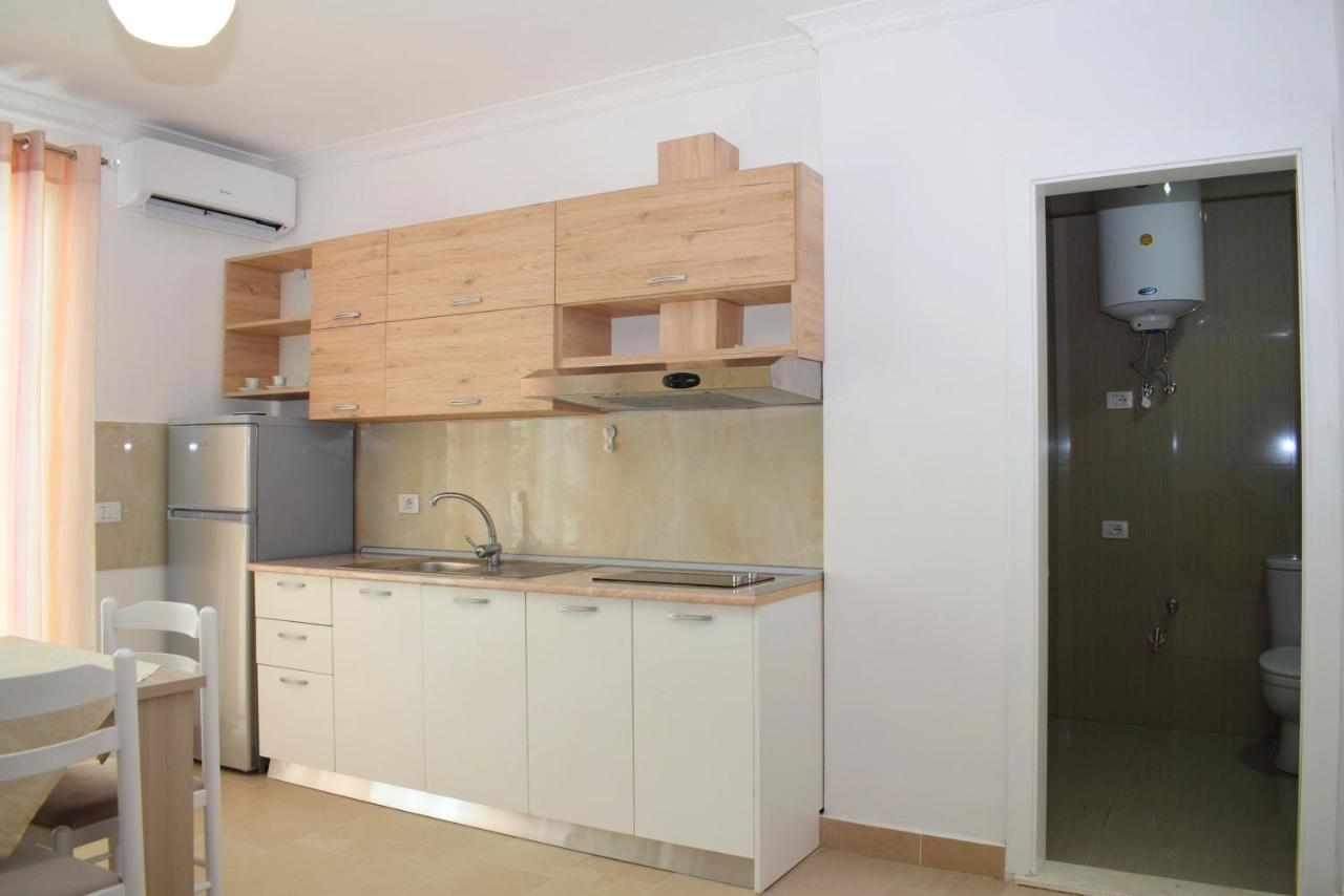 Best Summer Apartment Голем Екстериор снимка
