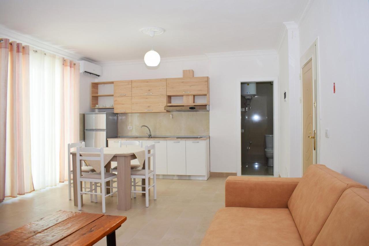 Best Summer Apartment Голем Екстериор снимка