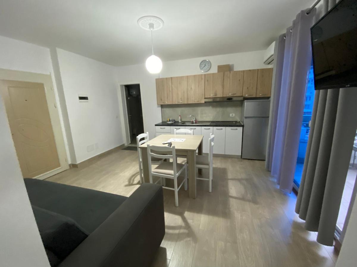 Best Summer Apartment Голем Екстериор снимка