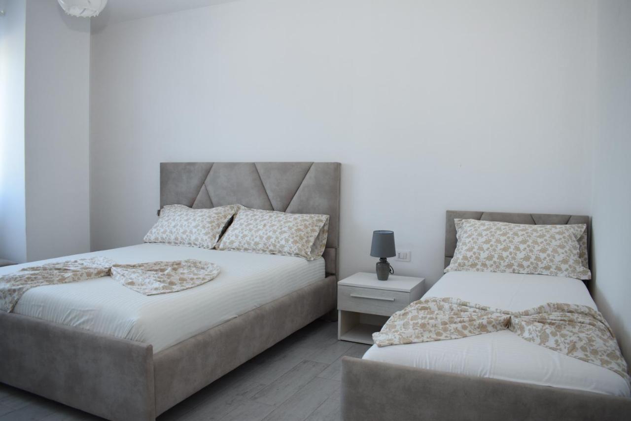 Best Summer Apartment Голем Екстериор снимка
